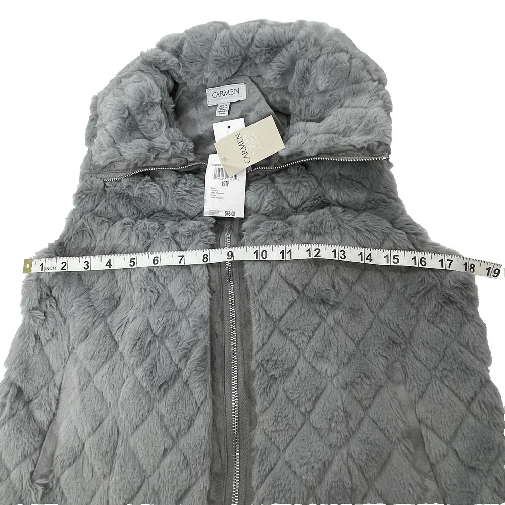 Carmen Marc Valvo Women's XS New Gray Full Zip Faux Fur Quilted‎ Lined Cozy Vest